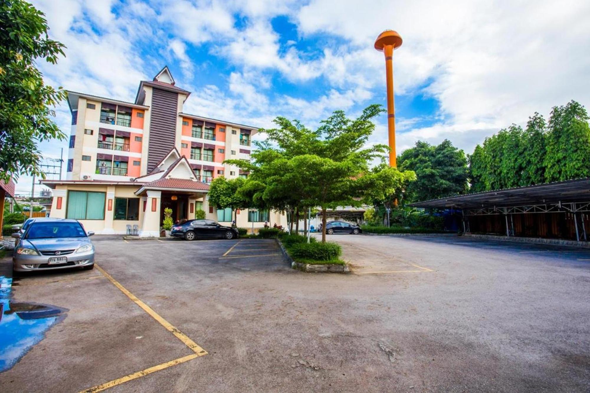Good View Residence Lampang Exterior foto